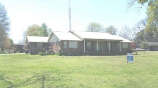 2405 Court St, Dyersburg, TN 38024-5211