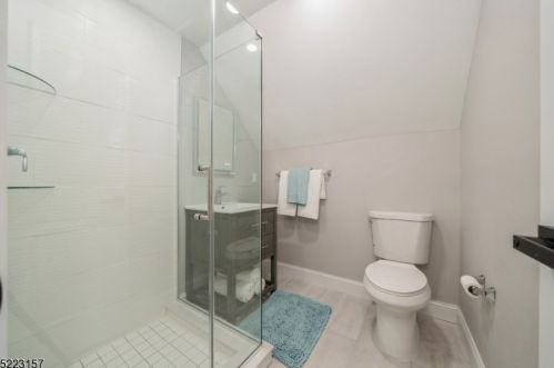 27 Dogwood Rd, Greystone Park NJ  07950-1918 exterior