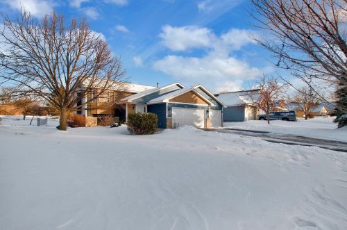 11883 Alder St, Minneapolis, MN 55448-2427