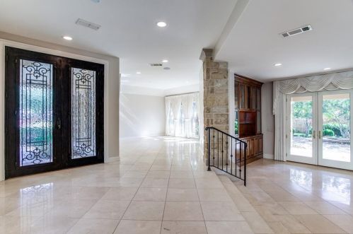 1111 Pebble Beach Dr, Midlothian TX  76063-2645 exterior