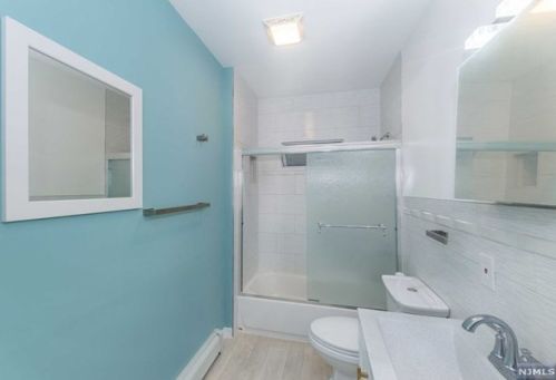 535 Clinton St, East Orange NJ  07018-1031 exterior