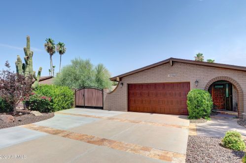 5230 Winchcomb Dr, Scottsdale AZ  85254-2936 exterior