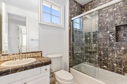 91 Old Course Dr, Newport Beach CA  92660-4268 exterior