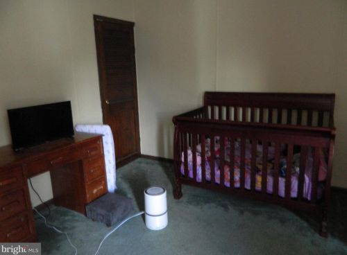 126 Middle St, Ashland PA  17921-1918 exterior