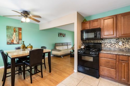 7909 Whitcomb St, Gary IN  46410-4366 exterior