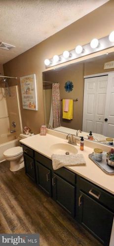 12007 Falcon Ridge Dr, Fredericksburg VA  22407-7347 exterior