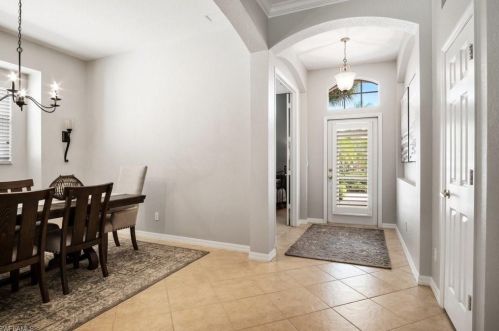 6505 Waverly Green Way, Naples, FL 34110-9040