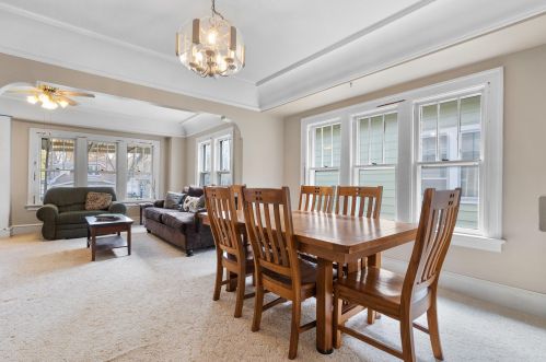 3279 New York Ave, Milwaukee, WI 53207-3075