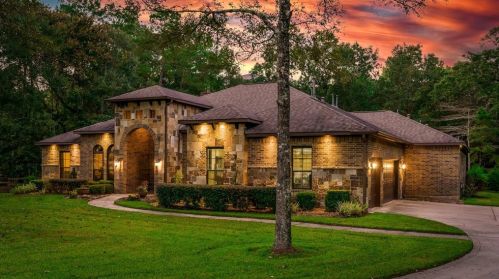 12310 Pin Oak Dr, Magnolia, TX 77354-6255