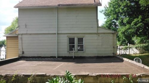 114 Hackensack Ave, Ridgefield Park NJ  07660-1435 exterior