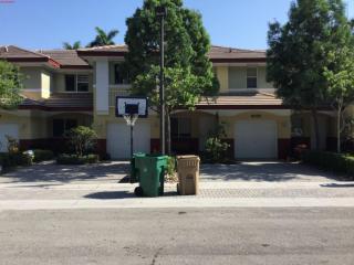 6621 49th Ct, Hollywood, FL