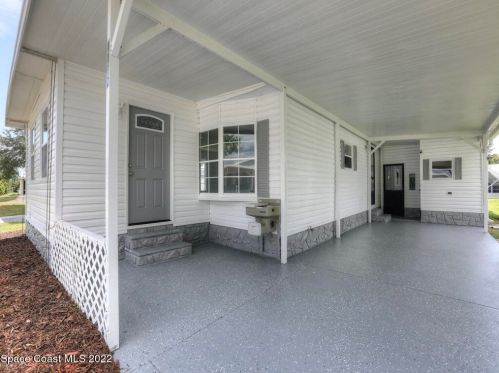 1112 Oriole Cir, Sebastian FL  32976-7521 exterior