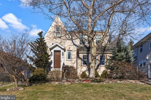 203 Krewson Ter, Willow Grove, PA 19090-3517