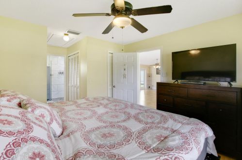 18389 Orange Grove Blvd, Town Of Loxahatchee Groves FL  33470-2399 exterior