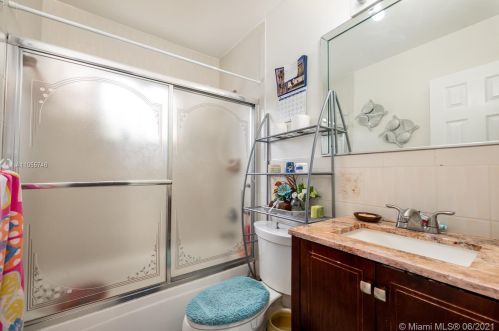 3153 70th Ter, Hialeah FL  33018-5272 exterior