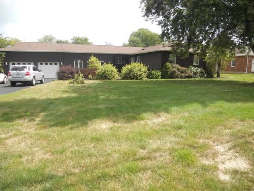 2256 Crissinger Rd, Marion, OH 43302-8110