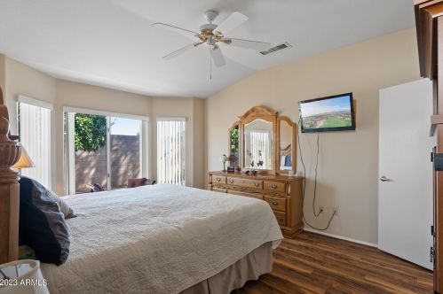 22209 Las Brizas Ln, Sun City AZ 85375-2858 exterior