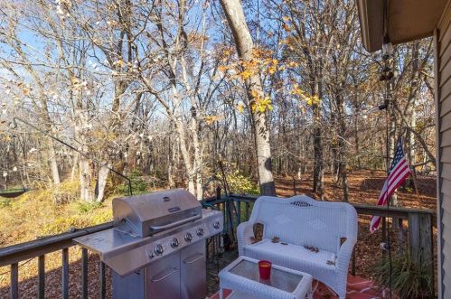 73 Tanner Ave, Warwick RI  02886-4510 exterior