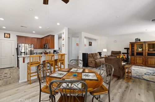 44034 Coral Dr, Lancaster CA  93536-2486 exterior