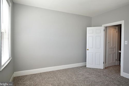 6716 Marsden St, Philadelphia PA 19135-2226 exterior