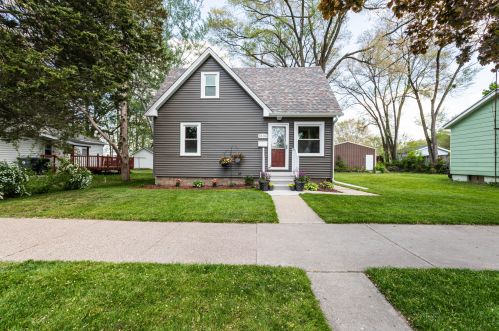 1636 Onalaska Ave, La Crosse, WI 54603-2267