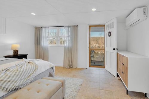 59 Lakeview Terrace Ext, Sandy Hook CT  06482-1467 exterior