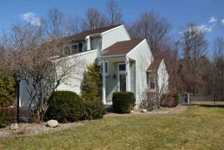 47 Anchor Dr, Waterford, NY 12188-1148