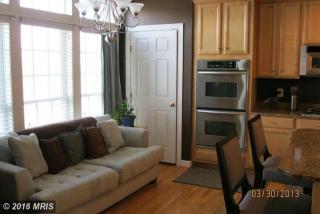 8066 Samuel Wallis St, Lorton VA  22079-2349 exterior