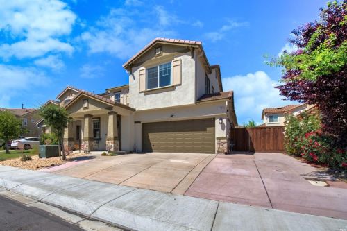 3150 Duke Cir, Vacaville, CA 95688-8839