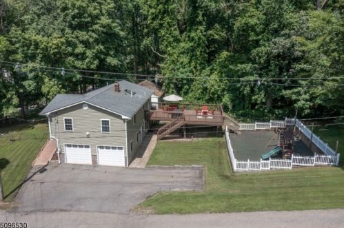 58 Fine Rd, High Bridge, NJ 08829-1105