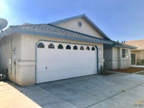 627 Ohanneson Ave, Bakersfield, CA 93263-3425