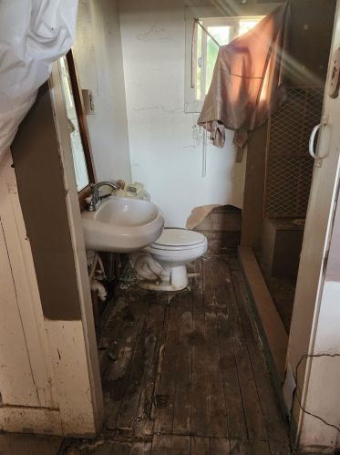 325 K St, Los Banos CA 93635-4136 exterior