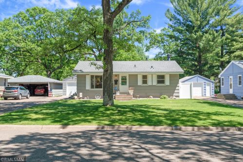 5214 Regent Ave, Minneapolis, MN 55429-3214
