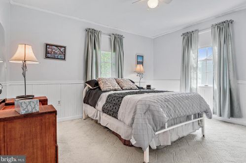 21 Strayer Dr, Carlisle PA  17013-4403 exterior