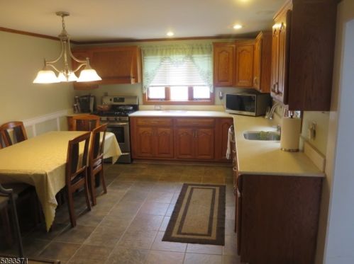 680 Avenue A, Bayonne NJ  07002-1808 exterior
