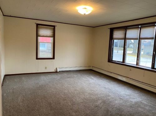 413 4th St, Random Lake, WI 53075-1751