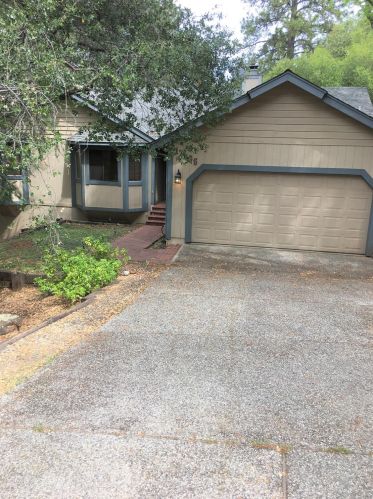 17806 Jayhawk Dr, Lake Wildwood, CA 95946-9651