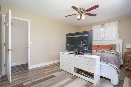 8578 Winthrop Cir, Florence KY  41042-9550 exterior