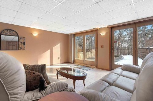 225 Traders Point Ln, Green Bay WI  54302-5236 exterior