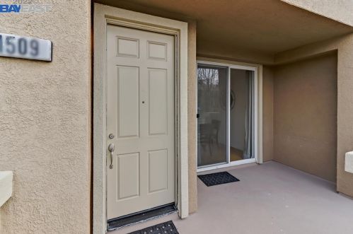1509 Chandler St, Oakland, CA 94603-3875