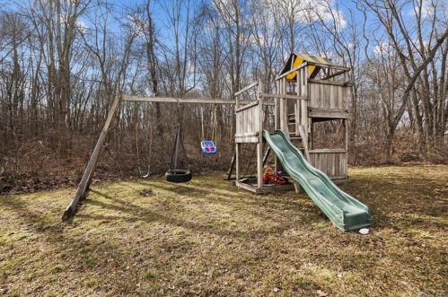 318 Noxon Rd, Poughkeepsie NY  12603-2904 exterior