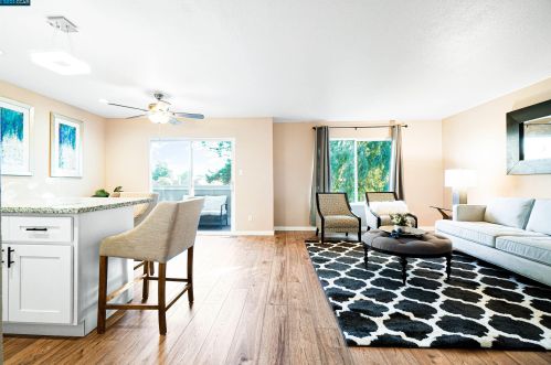 158 Holiday Hills Dr, Pacheco CA  94553-4212 exterior