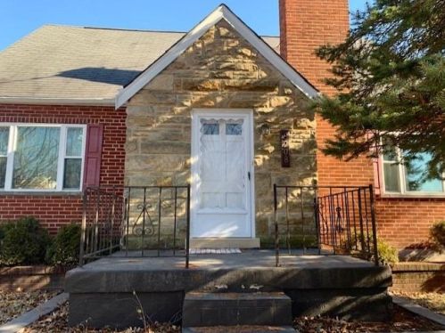 3208 Buell St, Cincinnati, OH 45211-6408