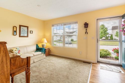 5750 Stevens Dr, Orient, OH 43146-9339