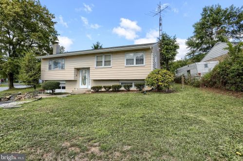 5600 Chambers Hill Rd, Harrisburg, PA 17111-3301