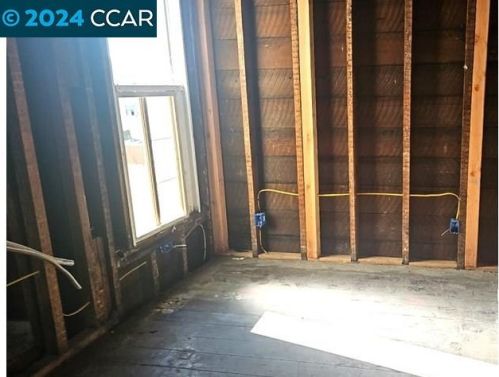 1514 9th St, Oakland CA  94607-1910 exterior