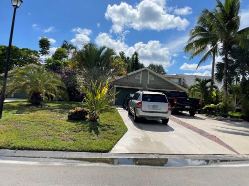 1414 Colchester Cir, Fort Pierce, FL 34952-4270