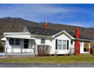 624 Willow Park Dr, Erwin, TN 37650-4058