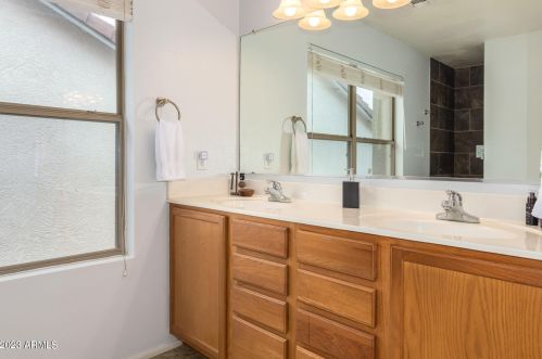 1248 Clifton Ave, Gilbert AZ  85295-5968 exterior