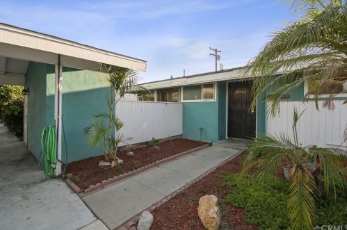 1321 Gilbert St, Anaheim, CA 92801-1429